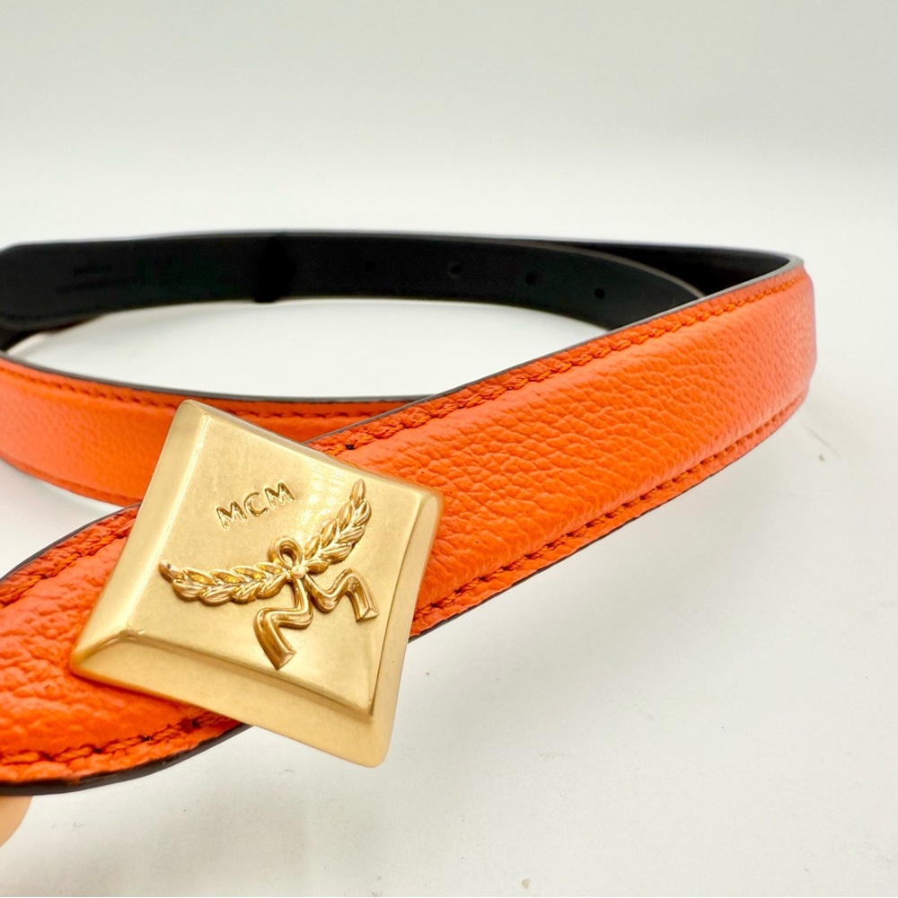 MCM Reversible Diamond Logo Belt - Picture 2 of 4